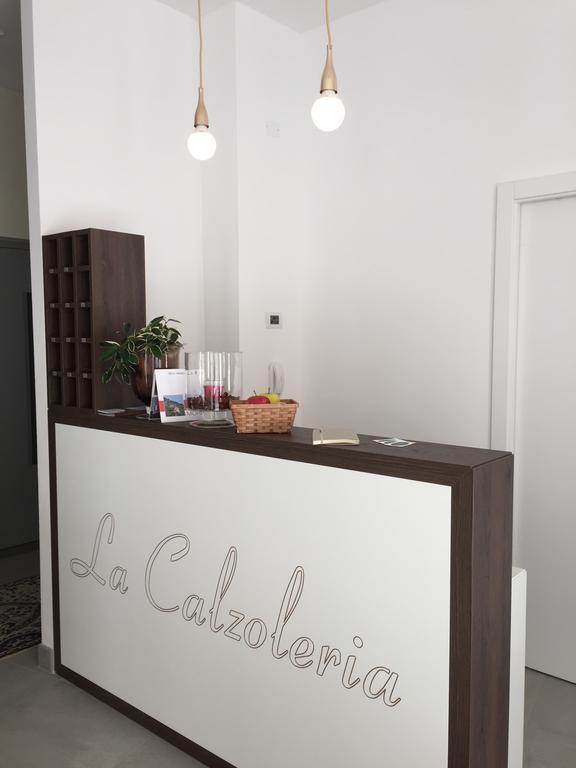 R&B La Calzoleria Hotel Mori Exterior photo